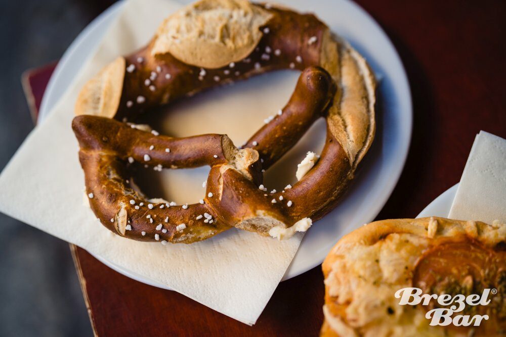 Backstube der Brezel Bar Berlin - immer frisches Laugengebäck & Brezeln 